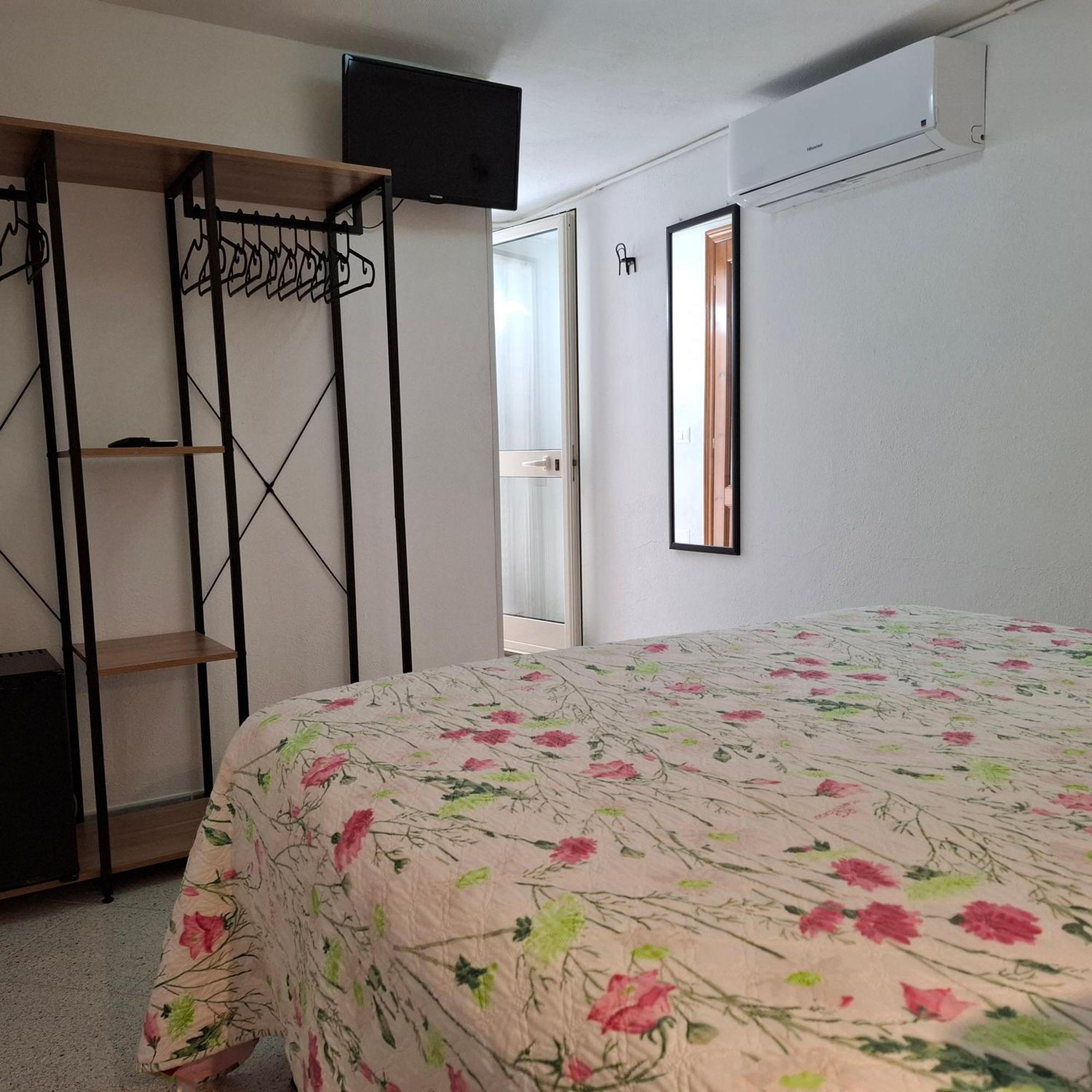 Phiniscollis B&B La Caletta Eksteriør bilde